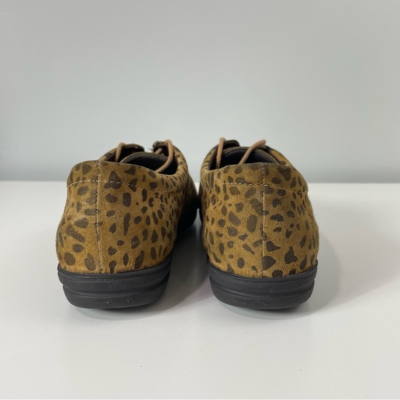 Easy Spirit JP Motion Cheetah Print sneakers Sz 9 - Picture 4 of 10